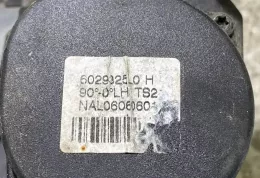NAL0600160 ремень безопасности заднего сиденья Volvo S40 2007