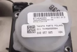 306866599G8 ремень безопасности заднего сиденья Audi A1 2013