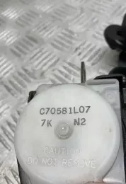 C70581L07 ремень безопасности заднего сиденья Nissan X-Trail T31 2008