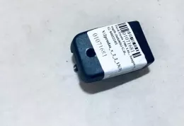 8402224F1 пряжка заднего ремня безопасности Ford Fiesta