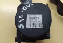 52932550D ремень безопасности заднего сиденья Volvo S40 2005