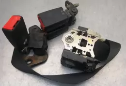 33050333 ремінь безпеки заднього сидіння Ford Focus 2006
