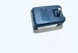 8402224F1 пряжка заднего ремня безопасности Ford Fiesta
