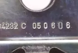 G4232C050606 ремень безопасности заднего сиденья Ford Fusion 2006