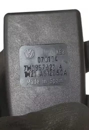 7M3857821B пряжка заднего ремня безопасности Seat Alhambra (Mk1) 2008