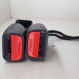 1K06897391 пряжка заднего ремня безопасности KIA Sportage 2012
