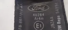 94FBB611B68AA ремінь безпеки заднього сидіння Ford Fiesta 1995