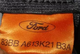 83BBA613K21B3A пряжка заднего ремня безопасности Ford Sierra