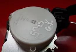 3303180 ремінь безпеки заднього сидіння Ford Focus 2008