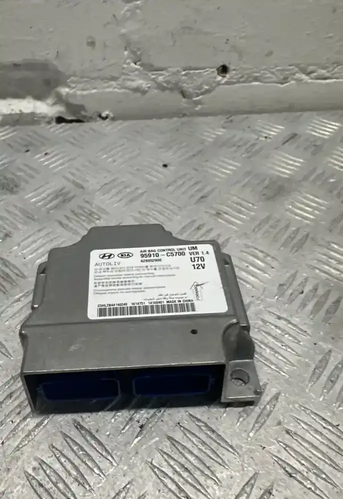 629852900 блок управління airbag (srs) KIA Sorento 2018