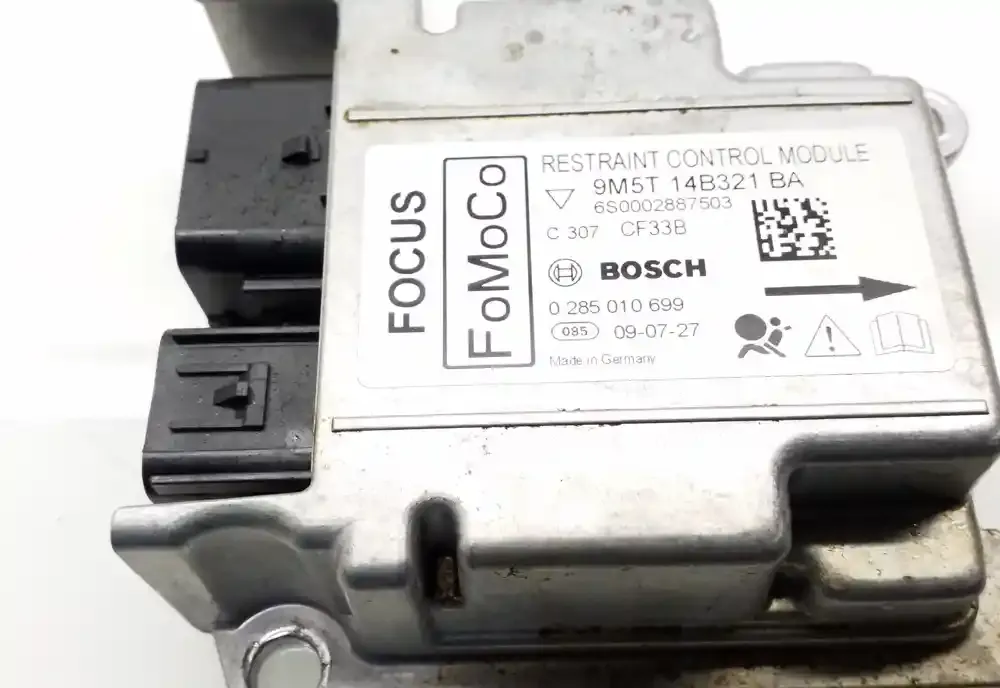 0265010699 блок управління airbag (srs) Ford Focus 2010