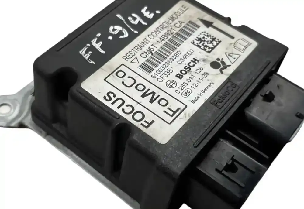 6100323693BD блок управління airbag (srs) Ford Focus 2015