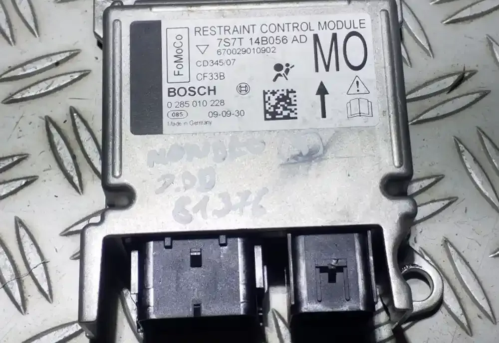 670029010902 блок управления AirBag (SRS) Ford Mondeo MK IV 2009