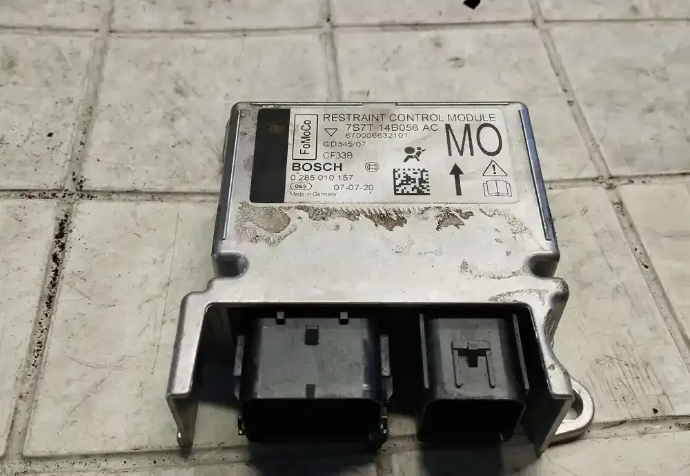 670006632101 блок управління airbag (srs) Ford Mondeo MK IV 2007