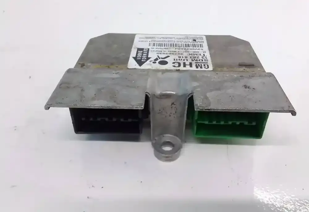 28403040013 блок управління airbag (srs) Opel Corsa D 2007