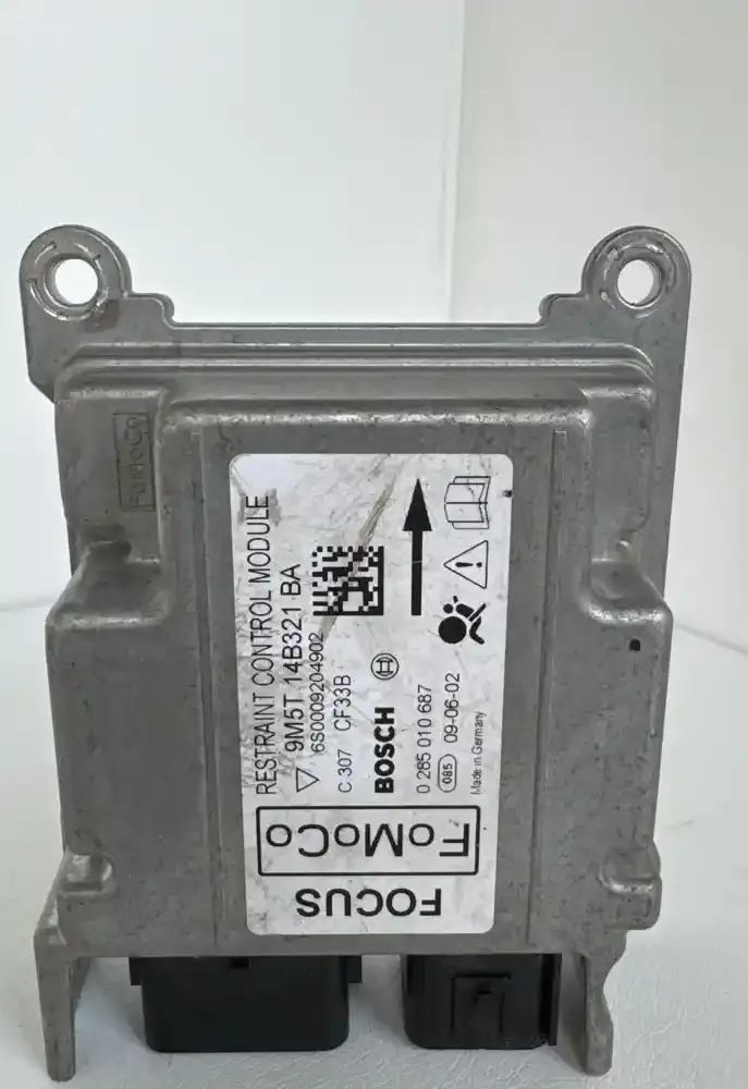 6S0009204902 блок управління airbag (srs) Ford Focus 2009