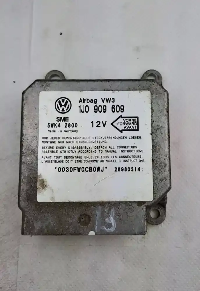 28980314 блок управления AirBag (SRS) Volkswagen Bora 2000