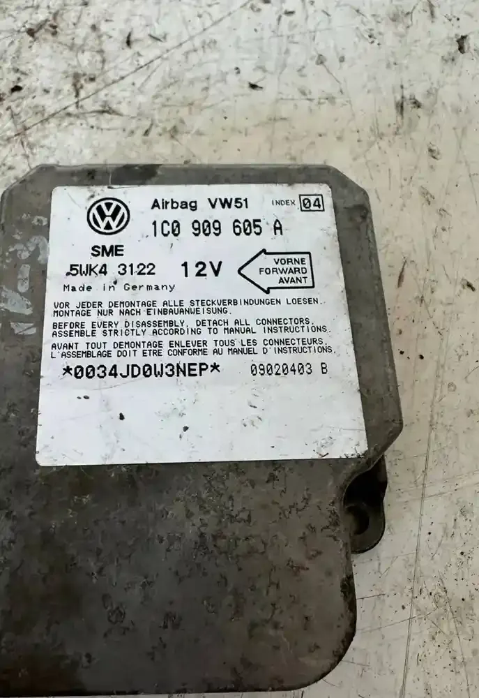 09020403B блок управления AirBag (SRS) Volkswagen Bora 2003