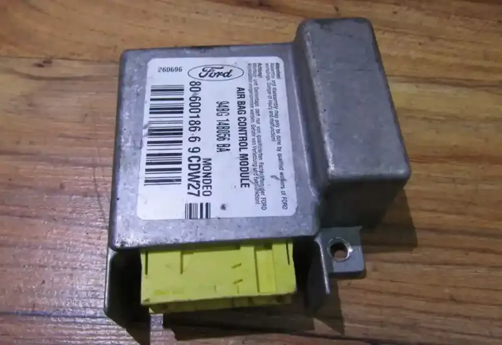 806001869 блок управління airbag (srs) Ford Mondeo MK I 1994
