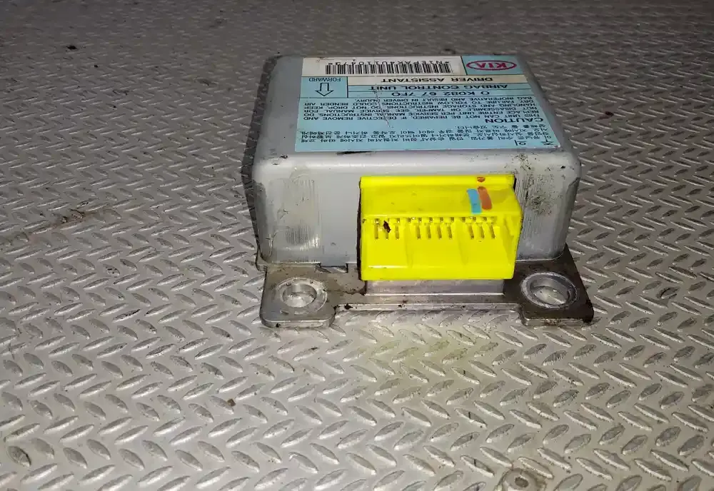 0K082677F0 блок управления AirBag (SRS) KIA Sportage 2000