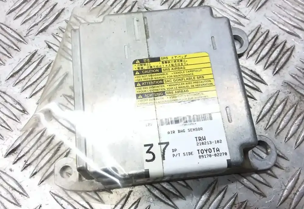 8917002270 блок управління airbag (srs) Toyota Corolla E120 E130 2003