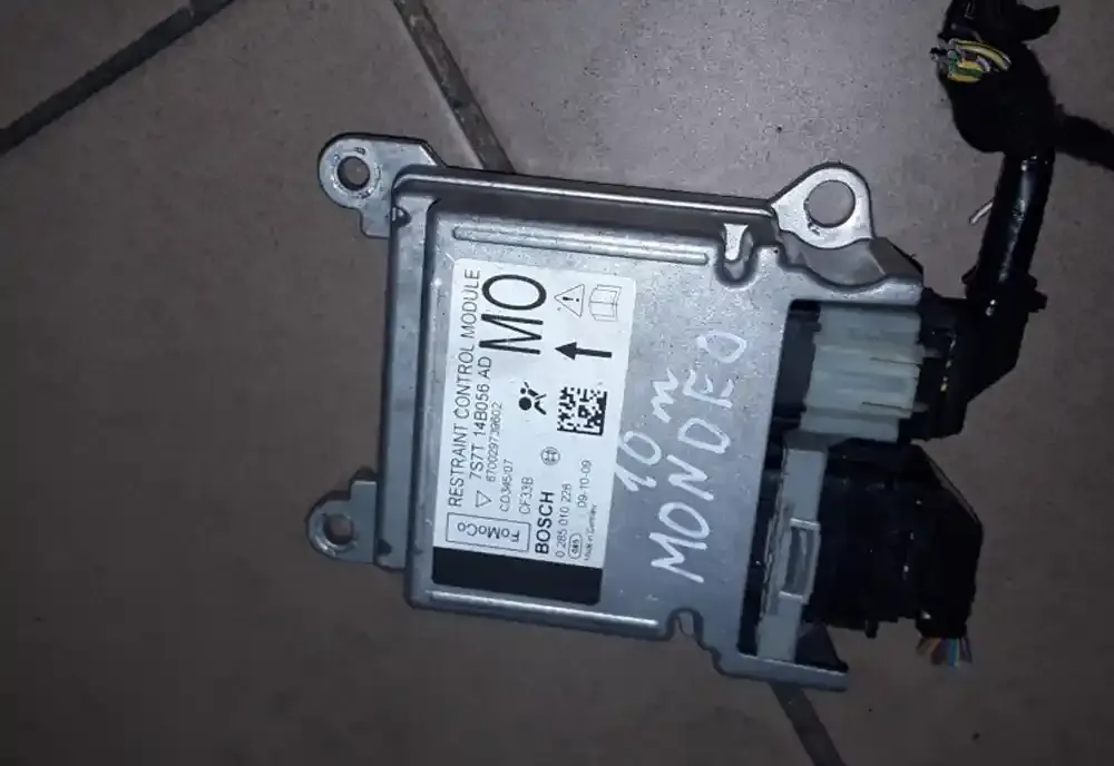 670029739602 блок управления AirBag (SRS) Ford Mondeo MK IV 2011