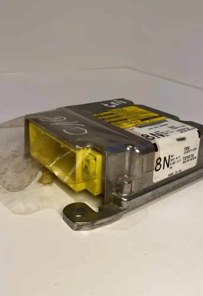 16980674L3 блок управління airbag (srs) Toyota Corolla Verso AR10 2007