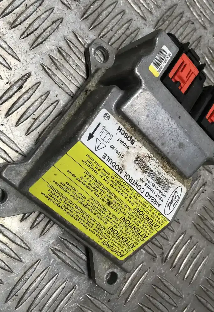 629246145701 блок управління airbag (srs) Ford Focus 2000