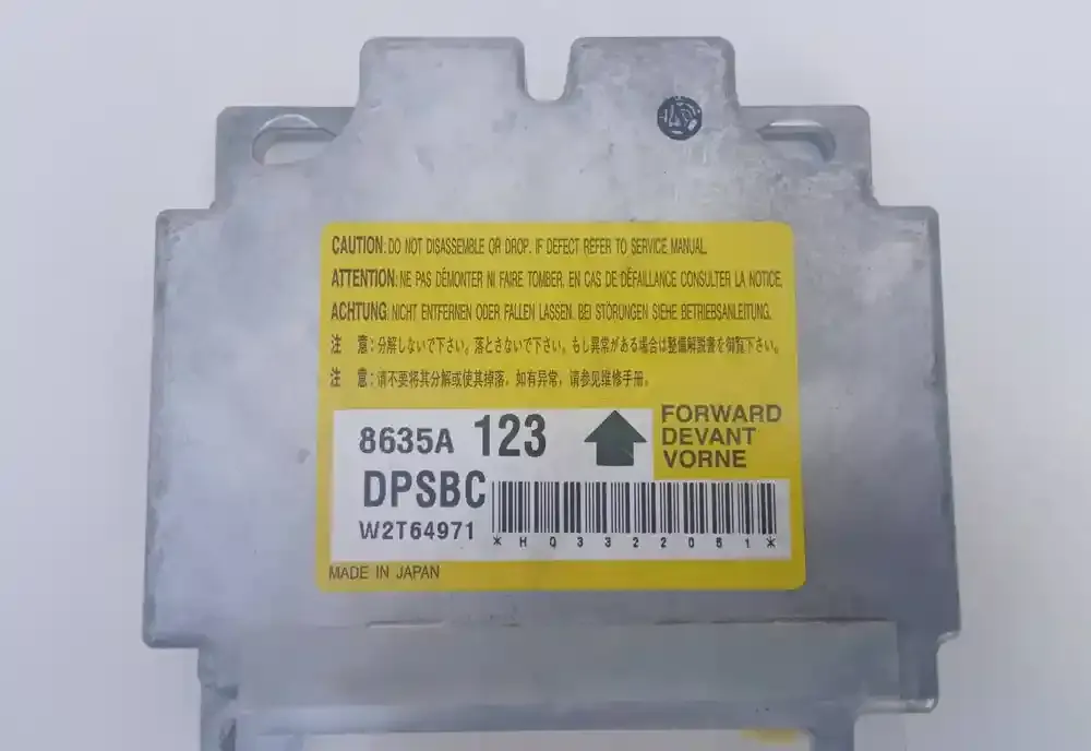 W2T64971 блок управління airbag (srs) Mitsubishi Pajero Sport II 2008