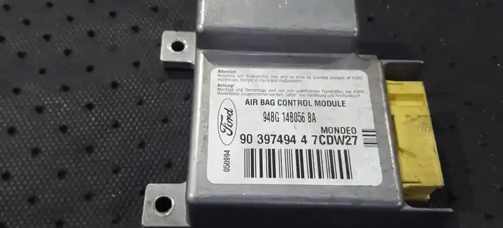 9039749447CDW27 блок управління airbag (srs) Ford Mondeo MK I 1994