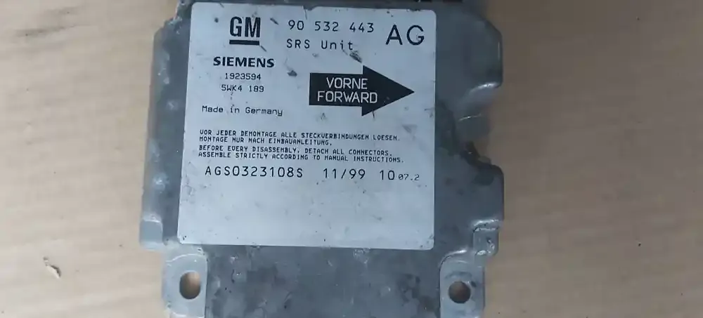 90532443 блок управління airbag (srs) Opel Corsa B 1993