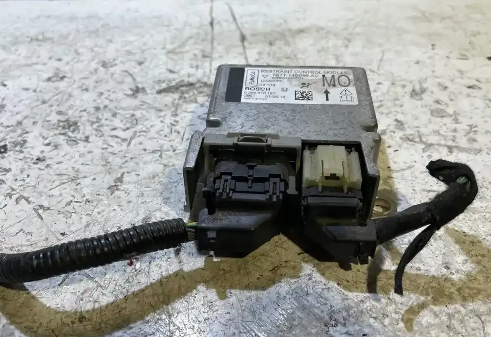 670002855701 блок управления AirBag (SRS) Ford Mondeo MK IV 2008