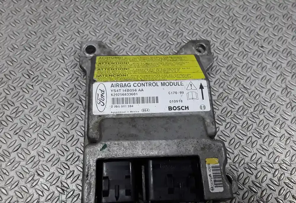 010918 блок управління airbag (srs) Ford Focus 2000