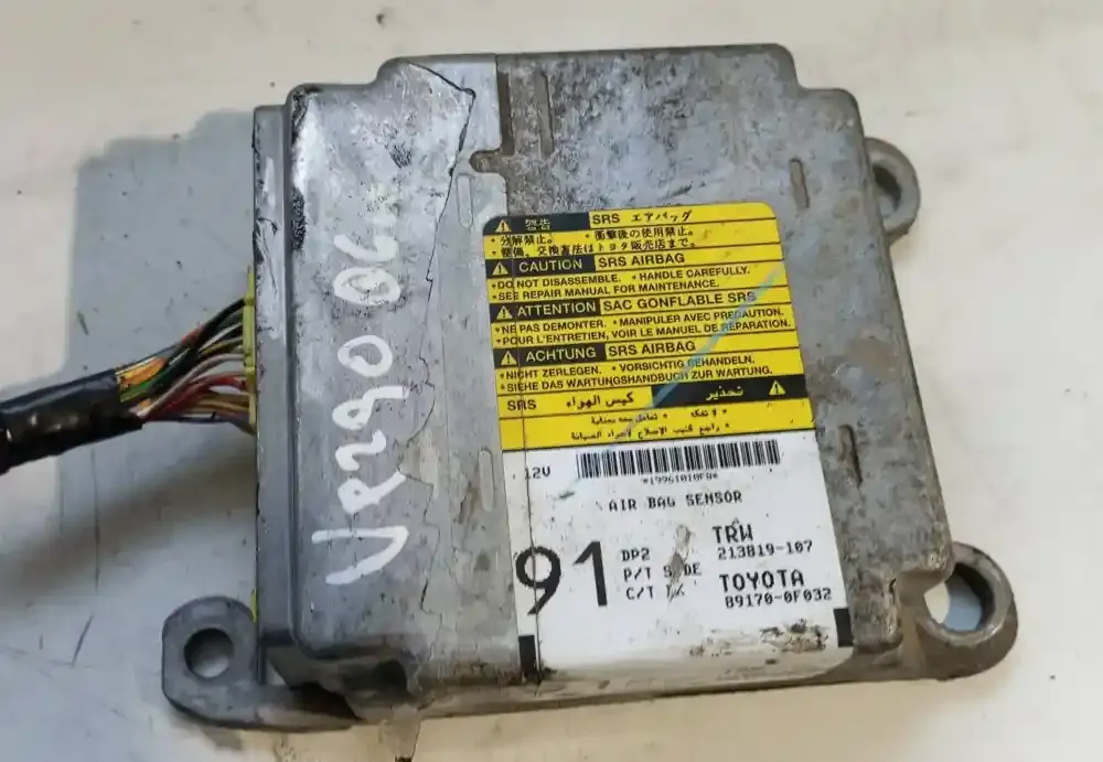 19961010F8 блок управління airbag (srs) Toyota Corolla Verso AR10 2005