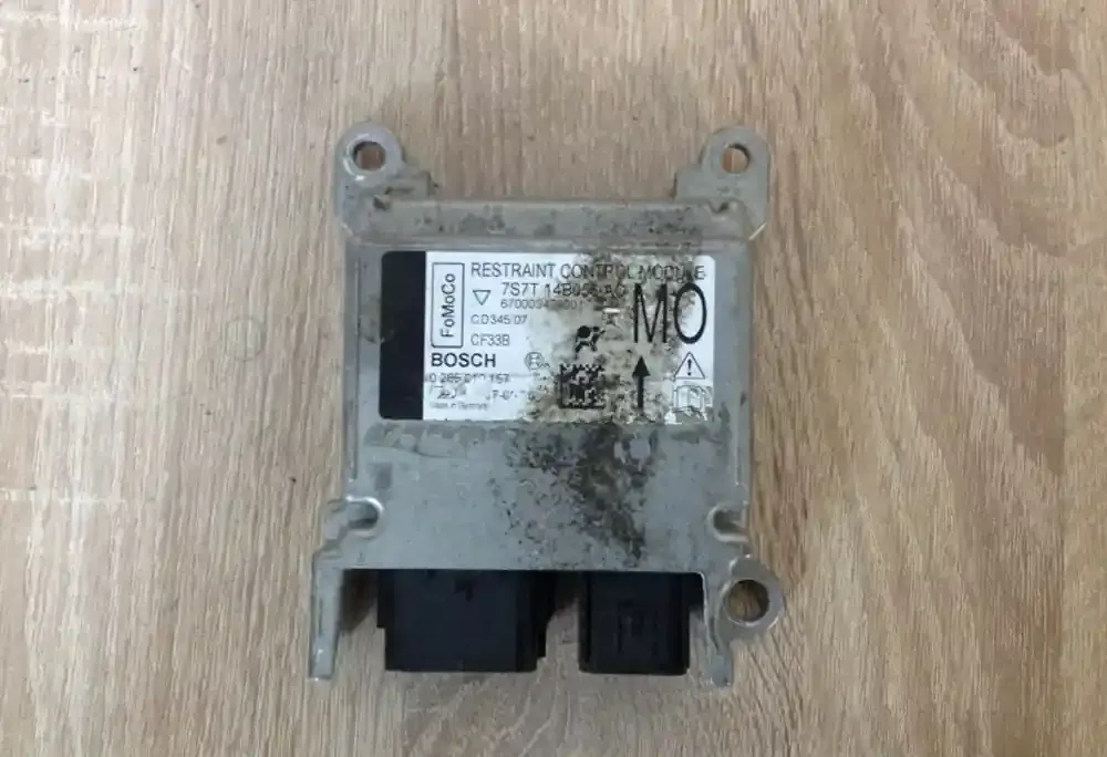 670009479901 блок управління airbag (srs) Ford Mondeo MK IV 2007