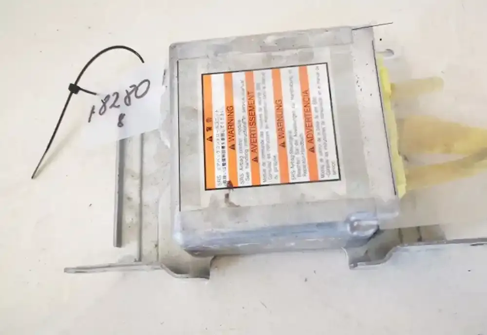 1523008332 блок управління airbag (srs) Subaru Forester SG 2007