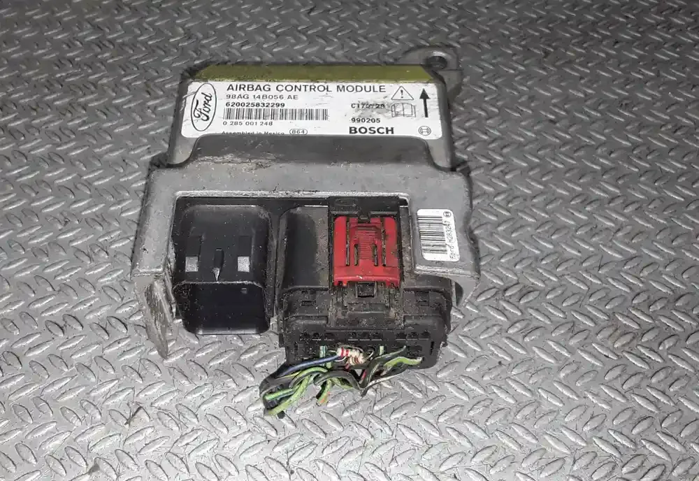 990205 блок управління airbag (srs) Ford Focus 2002