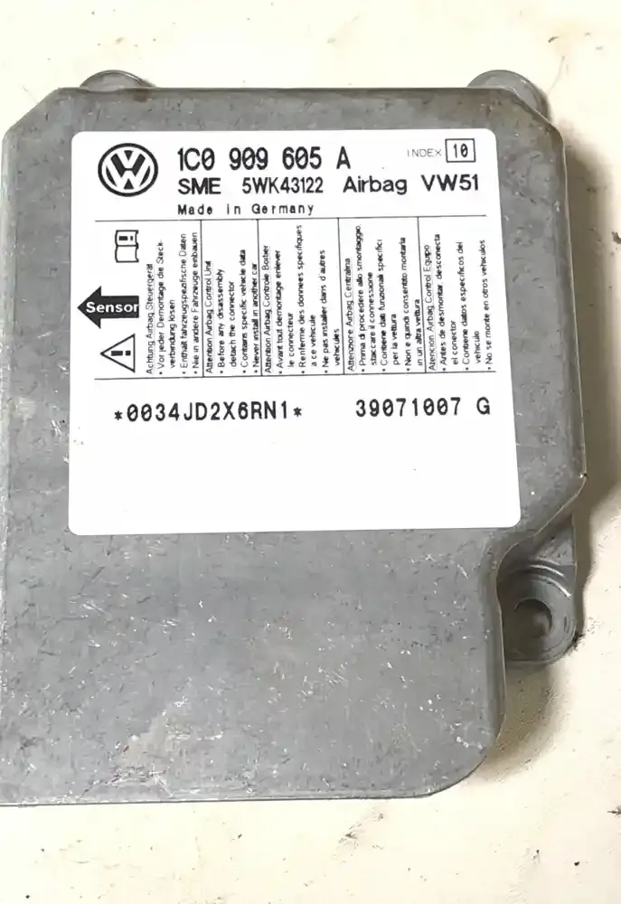 39071007 блок управління airbag (srs) Volkswagen Transporter - Caravelle T5 2007