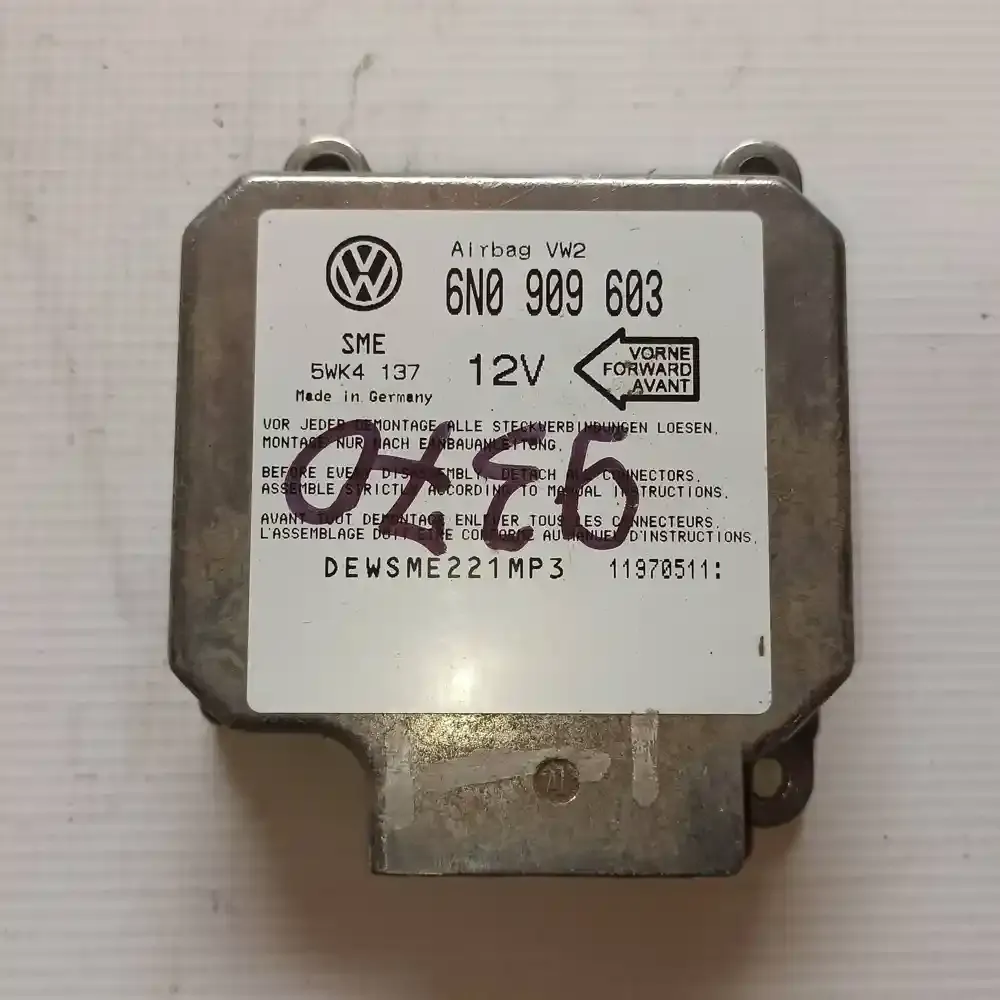 11970511 блок управления AirBag (SRS) Volkswagen Transporter - Caravelle T4 1997