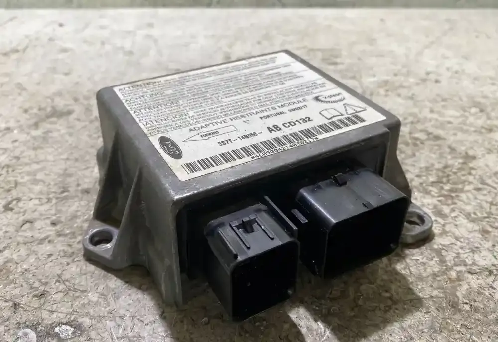 BCD132 блок управління airbag (srs) Ford Mondeo Mk III 2003