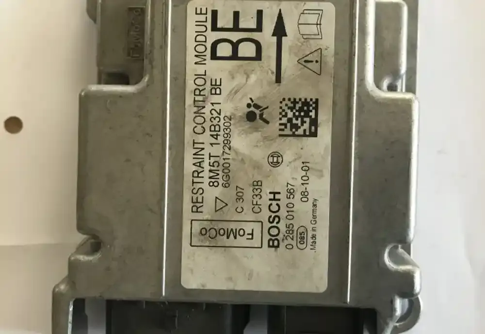 0285101567 блок управління airbag (srs) Ford Focus 2009