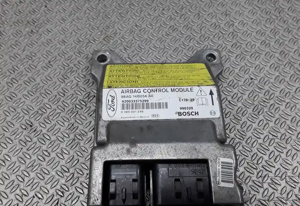 990320 блок управління airbag (srs) Ford Focus 2002