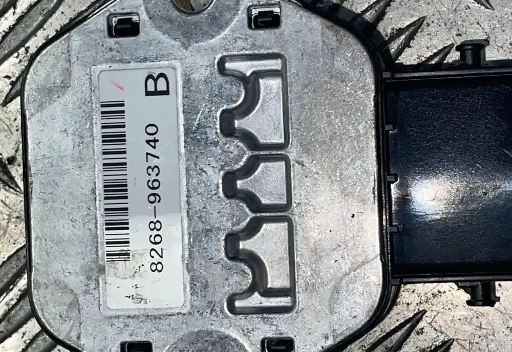 8268963740 блок управління airbag (srs) Honda Accord 2007