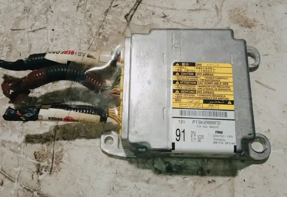 PT9K2R00FD блок управления AirBag (SRS) Toyota Corolla Verso AR10 2005