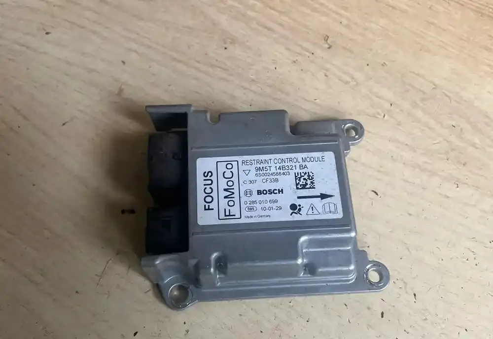 9M5T14B321BA блок управления AirBag (SRS) Ford Focus 2010