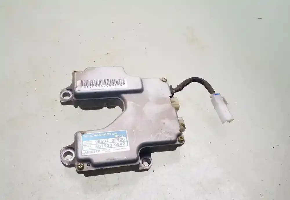 4079330842 блок управления AirBag (SRS) Ford Maverick 1996
