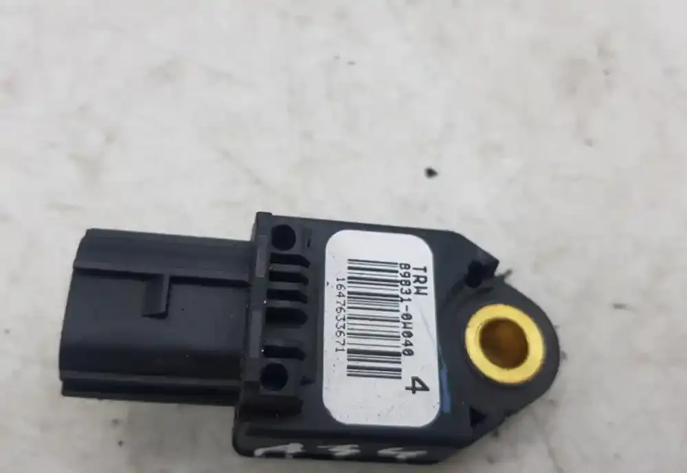 1647633671 блок управління airbag (srs) Toyota Corolla Verso AR10 2007