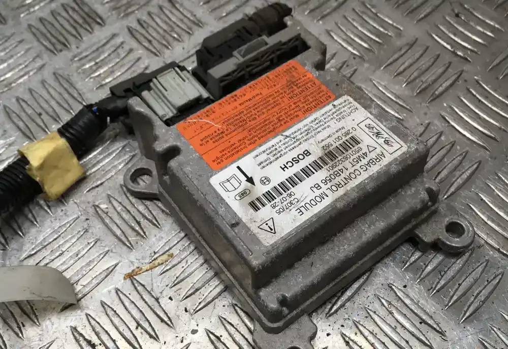 650106322901 блок управління airbag (srs) Ford Focus 2007