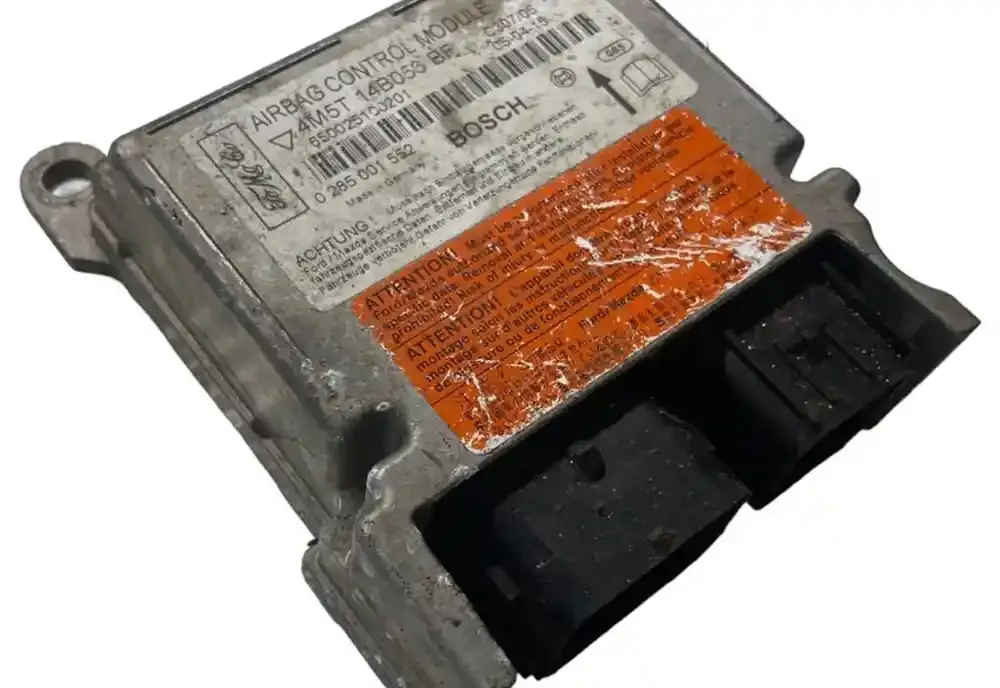 650025100201 блок управління airbag (srs) Ford Focus 2008
