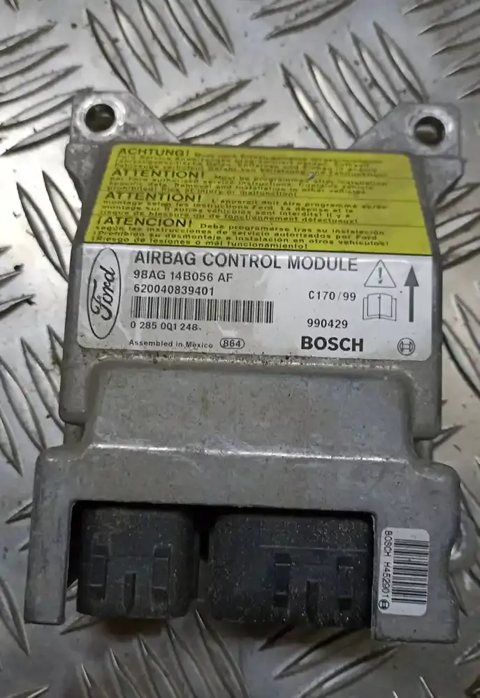 620040839401 блок управління airbag (srs) Ford Focus 2000